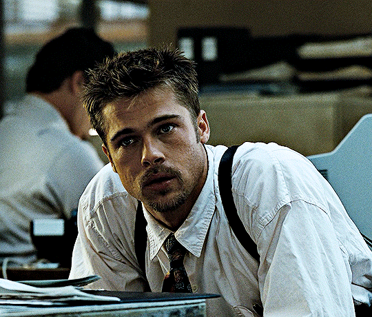 Smoking Cowboys — movie-gifs: Brad Pitt as David Mills — SE7EN...