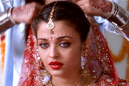 beech mein tera junoon — Provoked (2006)