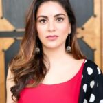 Shraddha Arya Biography in Hindi | श्रद्धा आर्य जीवन परिचय