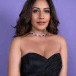 Surbhi Chandna Biography in Hindi | सुरभि चंदना जीवन परिचय