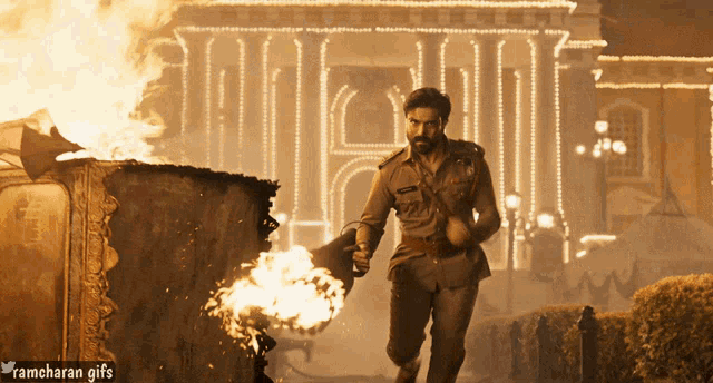 Ramcharan Rrr Movie GIF - Ramcharan Rrr Movie Charan - Discover & Share GIFs