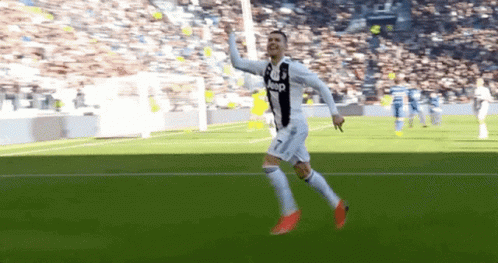 Cristiano Ronaldo Jeep GIF - CristianoRonaldo Ronaldo Jeep - Discover & Share GIFs | Cristiano ronaldo, Ronaldo, Cristiano ronaldo celebration