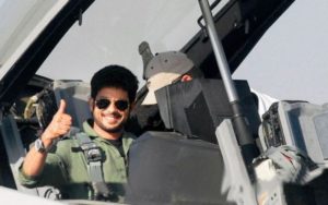 Shahid Kapoor In An Aircraft