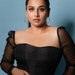 Vidya Balan Height, Weight, Age, Affairs, Husband & Much More!