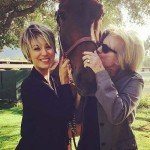 Kaley Cuoco with her mother