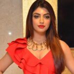 Akanksha Puri Height, Age, Boyfriend, Husband, Family, Biography & More