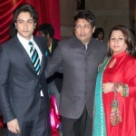 Adhyayan Suman with his parents