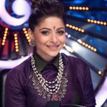 Kanika Kapoor Height, Weight, Age, Husband, Affairs & More