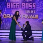 Danish Khan proposing Mahek Chahal with a ring on Bigg Boss 5 set
