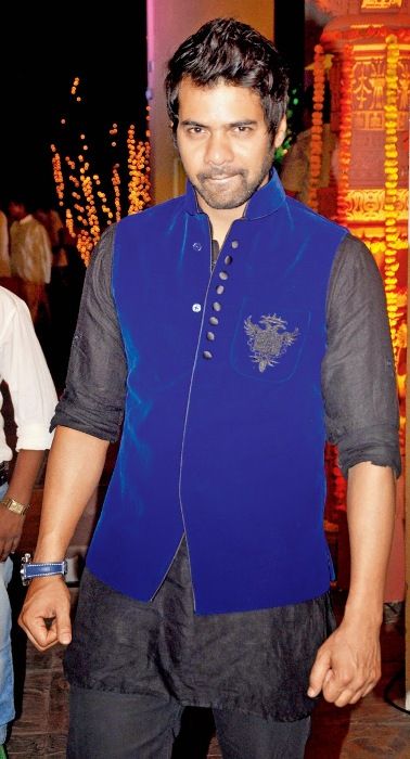 Shabir Ahluwalia