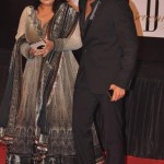 Shekhar Ravjiani with his wife Chhaya