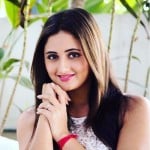 Rashami Desai Height, Weight, Age, Affairs, Husband & More