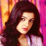 Mamta Kulkarni (Actress) Height, Weight, Age, Biography, Husband & More