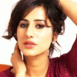 Saloni Chopra Age, Boyfriend, Husband, Family, Biography & More