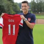 Mesut Ozil joining Arsenal