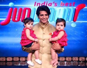 Karanvir Bohra with his twin daughters on the set of 'India's Best Judwaah'