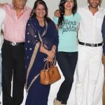 Karanvir Bohra with his parents and wife Teejay Sidhu