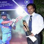 Kedhar Jadhav receiving Madhavrao Scindia Award