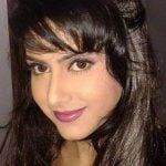 Meenakshi Arya Height, Weight, Age, Biography & More