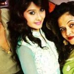 Kanchi Singh with her parents