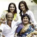 aishwarya-r-dhanush-with-her-family