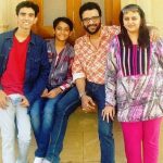 vandana-vithlani-with-her-husband-and-children