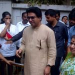Raj Thackeray with his mother Kunda Thackeray