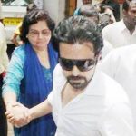 Emraan Hashmi With His Mother