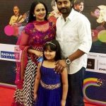 narain-with-his-wife-manju-haridas-and-daughter-tanmayaa-narain