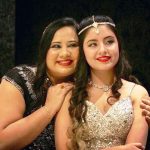 Srishti Kaur with her mother