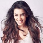 Smriti Khanna (Actress) Height, Weight, Age, Wife, Biography & More