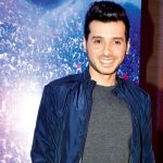 Divyendu Sharma Height, Age, Girlfriend, Wife, Family, Biography & More