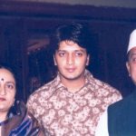 Riteish Deshmukh with his parents