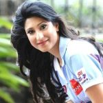 Urvashi Chaudhary (Actress) Height, Weight, Age, Boyfriend, Biography & More