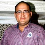 Deepak Parikh (Actor) Height, Weight, Age, Wife, Children, Biography & More