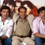 Dharmendra With His Sons Sunny Deol (Right) and Bobby Deol (Left)