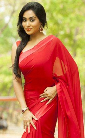 Zakia Bari Momo