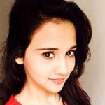 Ashi Singh (Actress) Height, Weight, Age, Boyfriend, Biography & More