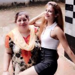 Neetu Wadhwa mother