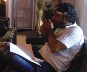 Zubair Khan Smoking