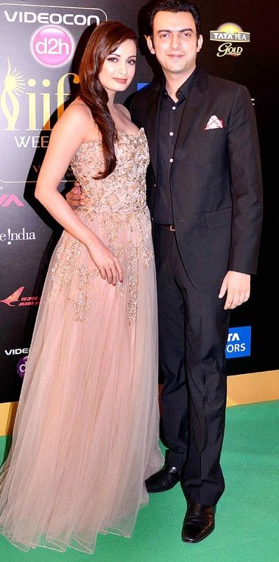 Sahil Sangha with his wife Dia Mirza