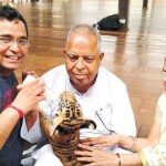 Vijay Shekhar Sharma with his parents