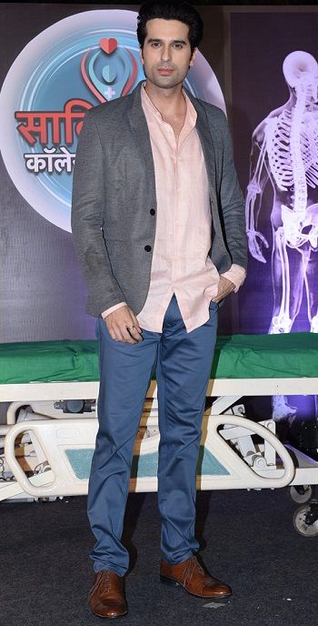 Vikram Sakhalkar