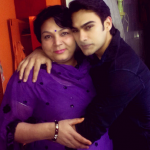 Shresth Kumar mother