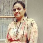 Diya Makhija mother