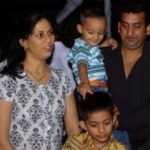 Hemant Pandey Wife and Sons