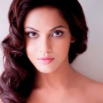Neetu Chandra (Actress) Height, Weight, Age, Boyfriend, Biography & More