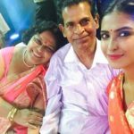 Poulomi Das with her parents