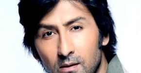 Zeb Khan