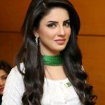 Kiran Naz (Samaa TV Anchor) Height, Weight, Age, Biography, Husband, Children, Family & More